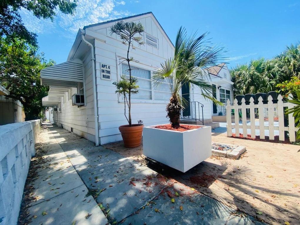Steps To Beach & Downtown! Spacious Beach Bungalow #2 레이크워쓰 외부 사진
